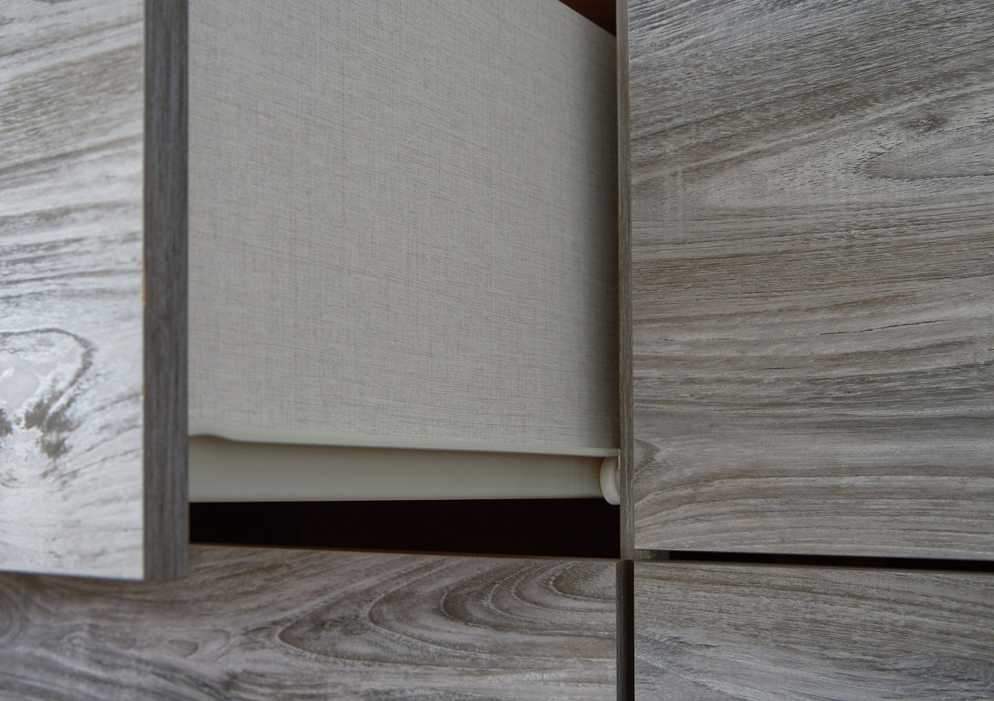 Mesita de noche de dos cajones Bronyan