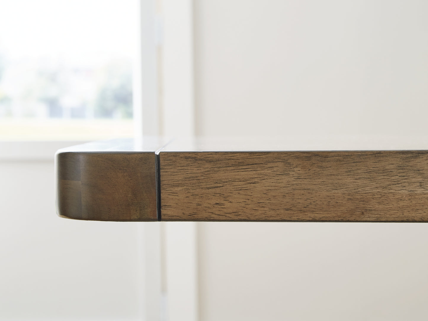 Mesa de comedor Cabalynn RECT EXT