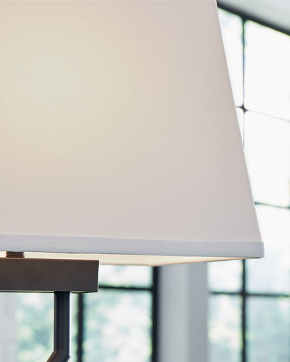 Lámpara de mesa de metal Brookthrone (2 unidades)