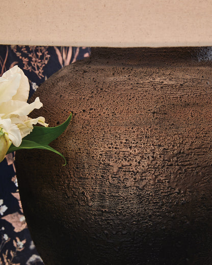 Lámpara de mesa de metal Newgerhard (1 unidad)