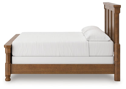 Rowlenstown California King Poster Bed with Mirrored Dresser